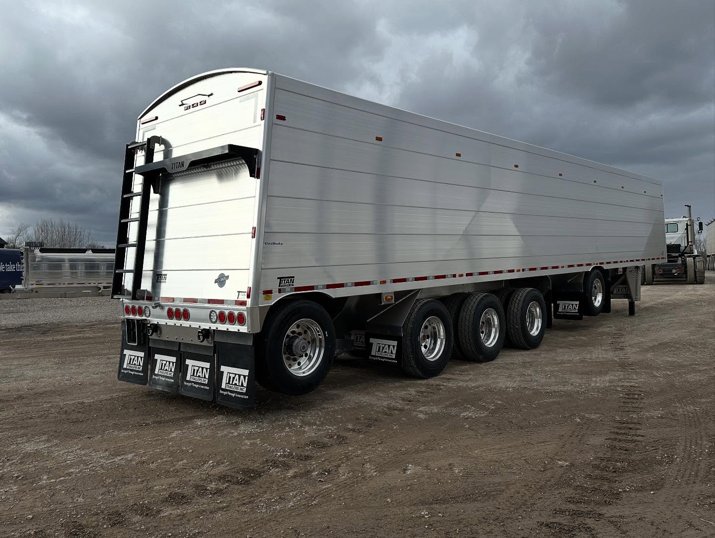 Hopper Trailers